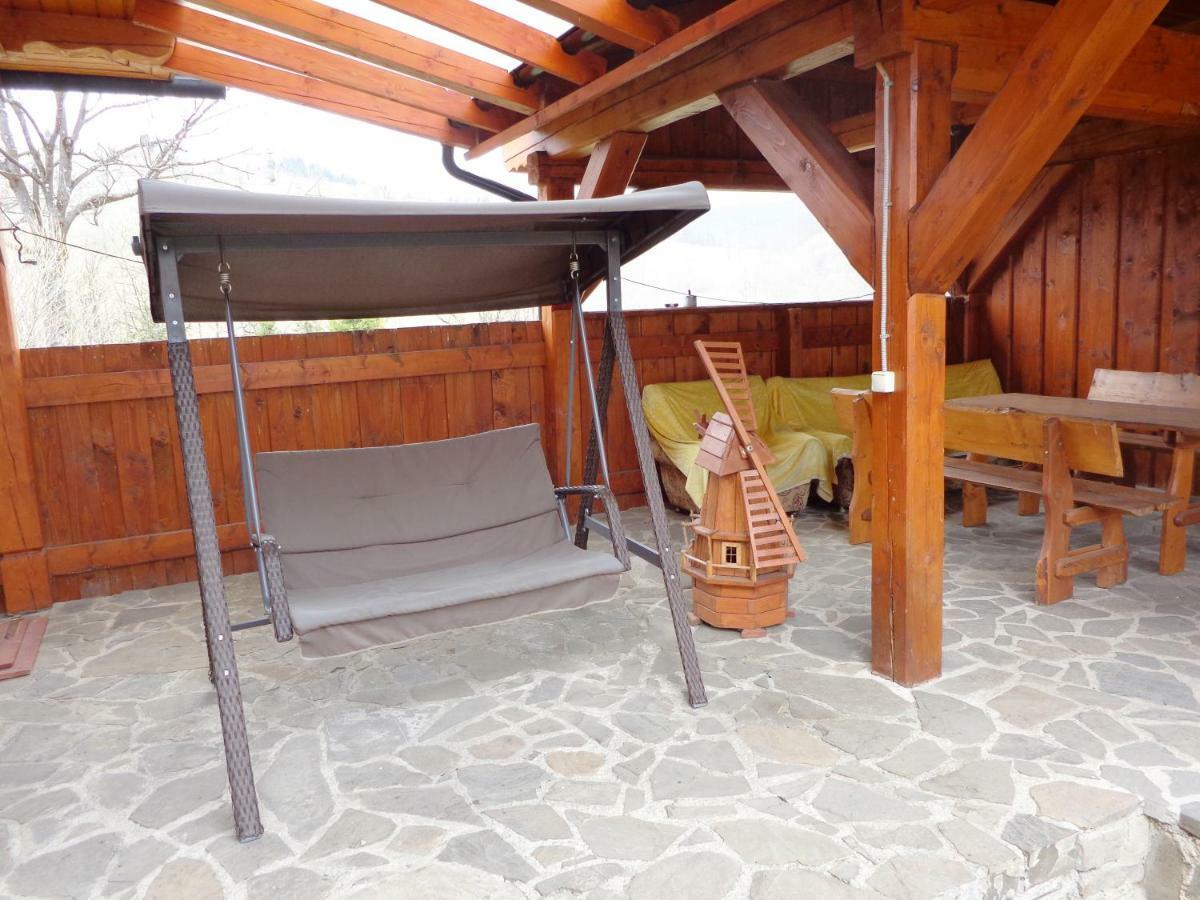 Drevenica Deni Villa Osturna Bagian luar foto